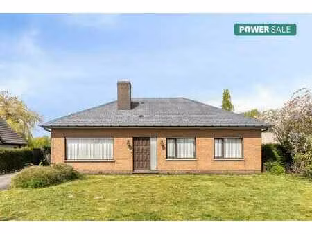 bâtiment ouvert avec studio et garage à vendre à zulte