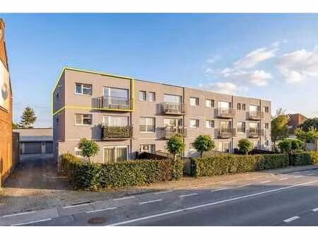 energiezuinig 2 slaapkamer appartement met garage in wettere