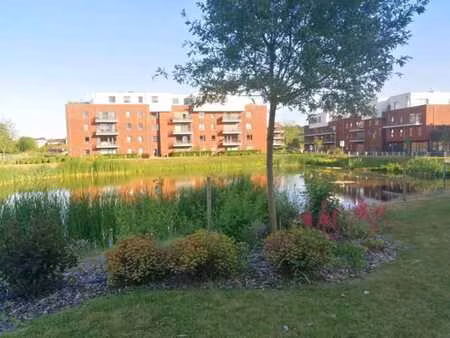 très bel appartement 1 chambre avec parking int. et cave