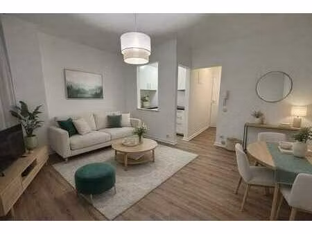 studio rénové et lumineux – 32 m² – à 100 m de hec liège