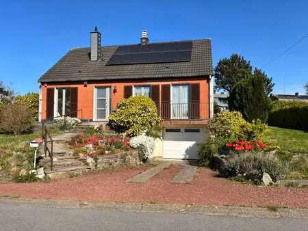 maison 4 façades - 4 chambres - grand jardin - beaufays