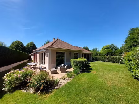 vente maison 6 pièces 161 m² à magny-le-hongre (77700)  730 000 €