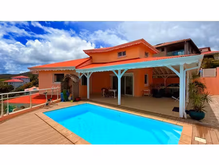 vente maison 4 pièces 165 m² à les trois ilets (97229)  778 000 €