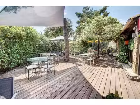 a vendre ! murs commerciaux restaurant tourtour 5 pièces 210 m²