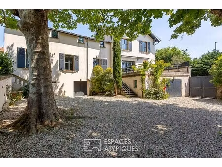 maison de luxe à vendre à charly