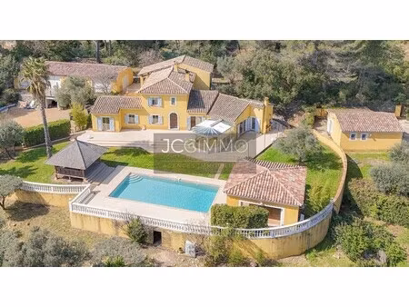 maison de luxe à vendre à hyères