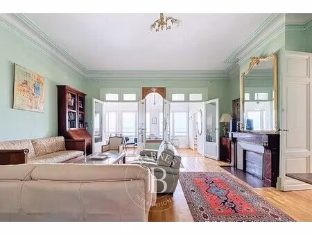 appartement de luxe à vendre dans le quartier pereire-ville-d'hiver