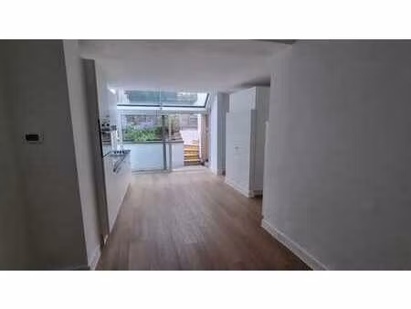 appartement une chambre avec terrasse