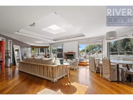 appartement de luxe à vendre dans le quartier saint james-général koenig