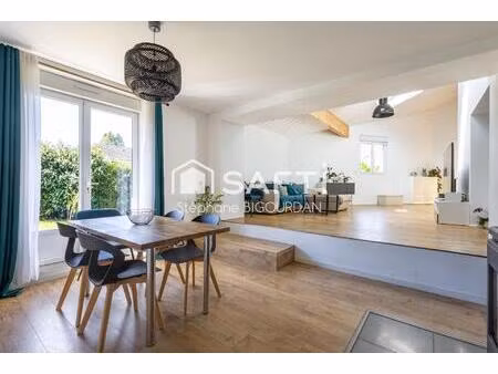 maison ecole-valentin  rénovée  275m²  9 ares  piscine