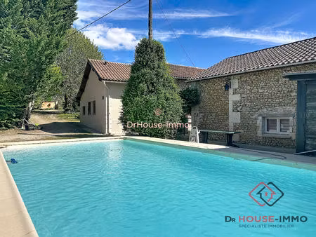 ensemble en pierre de charme avec fort potentiel brantôme en périgord