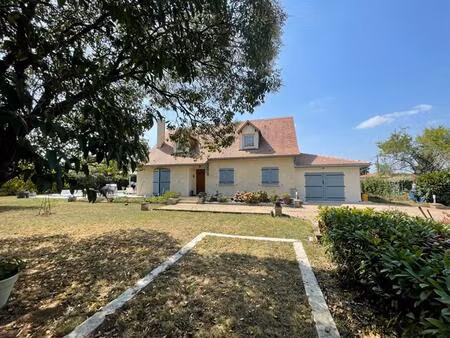 maison périgourdine 8 pièces143m2