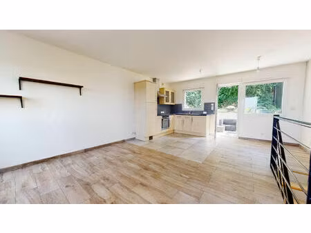 besancon - chaudanne - location t3 en triplex - terrasse et garage