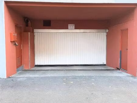 parking à louer