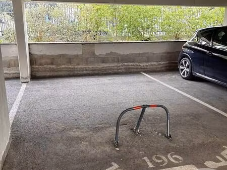 parking à louer