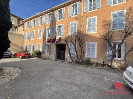 parking à louer
