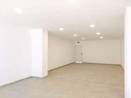 local commercial à louer