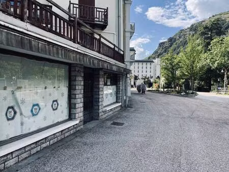 local commercial à vendre