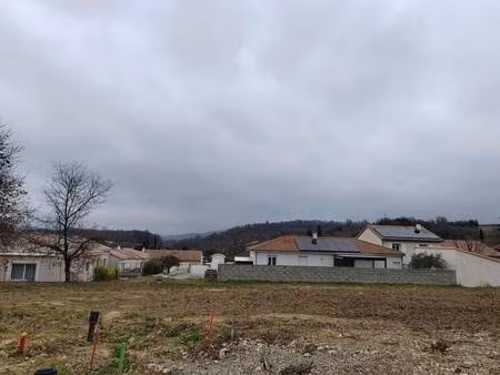 terrain constructible viabilisé à vendre