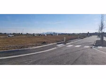 terrain constructible à vendre