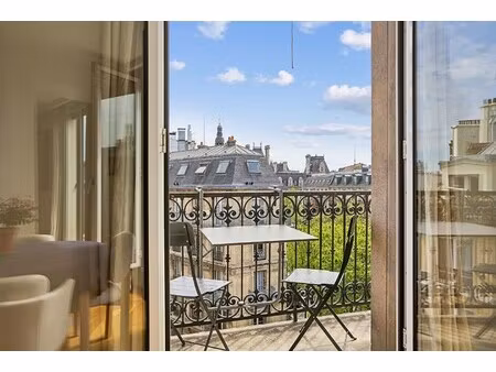 appartement de luxe à vendre dans le quartier saint merri