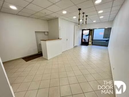 local commercial à louer