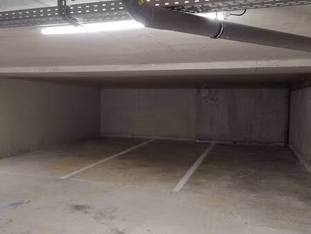 parking à louer