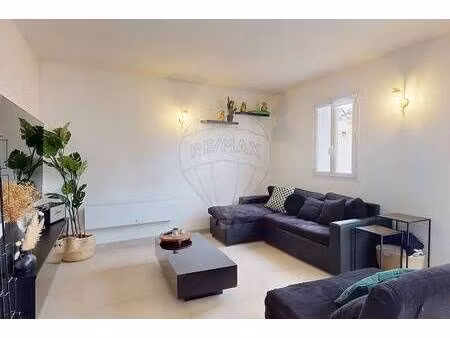 re/max royale transactions