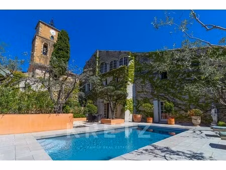 hôtel particulier à vendre dans le quartier est nord