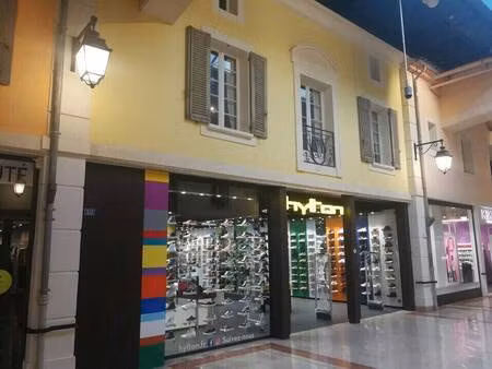 local commercial à louer