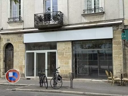 local commercial avec bail commercial