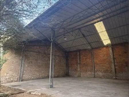 local d'activités à louer