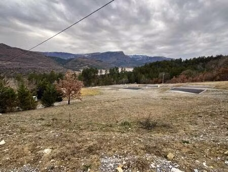 terrain constructible viabilisé à vendre