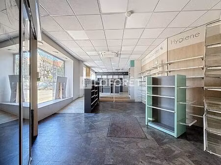 local commercial à louer