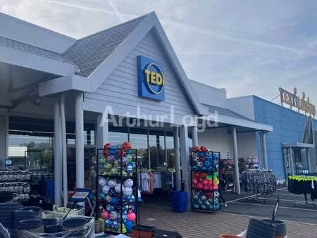 local commercial à louer