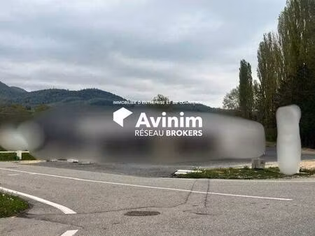 local commercial à louer