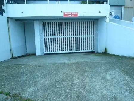parking à louer