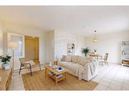 re/max royale transactions