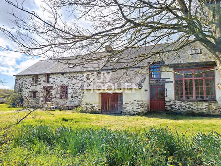 maison à vendre de 6 pièces de 240 00 m²