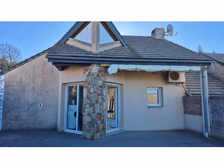 maison avec jardin de type 3  d'environ 55 m²  vue sur le lac de pareloup