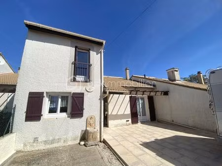 en exclusivité – villa 5 pièces  99 m² avec jardin et garage collectif – saint-christol (8