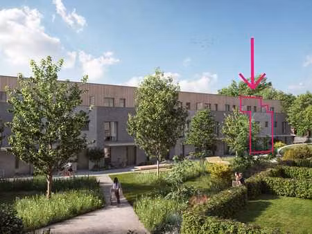 spacieuse maison dans un cadre verdoyant