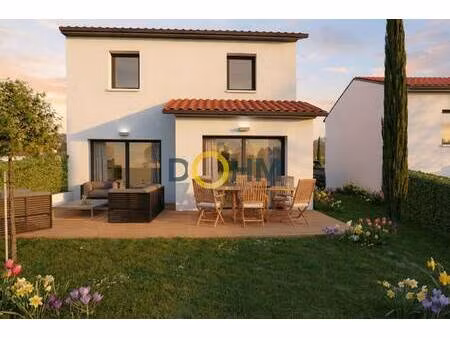 mme. céline kayabas