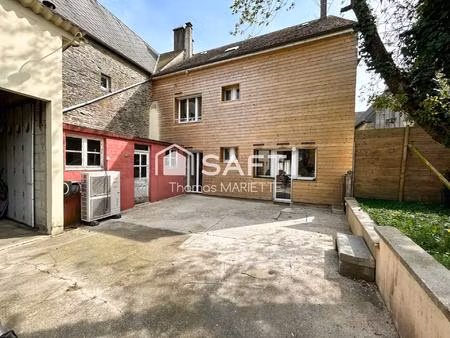 maison avec charme et tranquillité en plein bourg