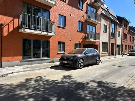 appartement met 2 slaapkamers en staanplaats