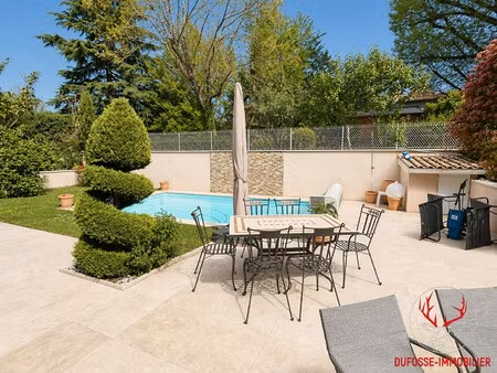 maison de luxe à vendre à lyon 9ème