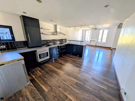 vente duplex 5 pièces 113 m² à harfleur (76700)  180 000 €