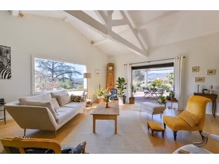 maison de luxe à vendre à marcy-l'étoile