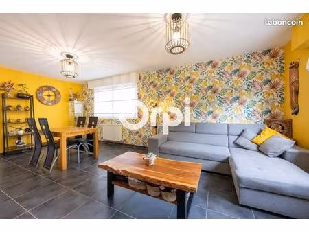 maison 2 pièces 92 m²