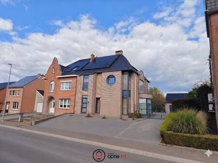 maison à louer à bilzen € 1.350 (lnf9t) - optie m | zimmo